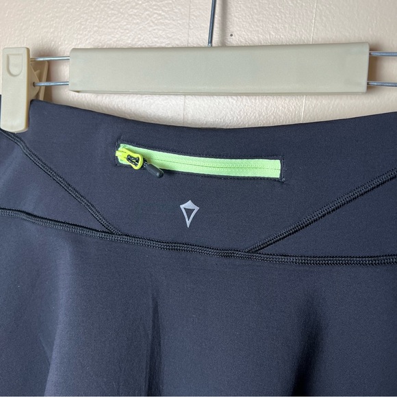 Ivivva Run For Your Goals Black Skort Size Girls 12 Laser Cut Athletic Tennis - Picture 7 of 10